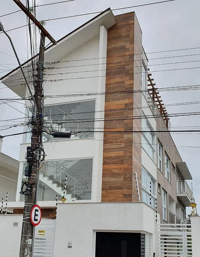 Las Gardenias Florianópolis 公寓