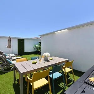https://apartamento-deluxe-en-granel.in-canary-islands.com