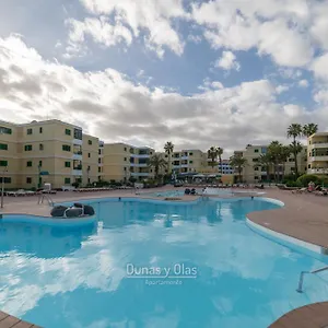 https://dunas-y-olas.in-canary-islands.com